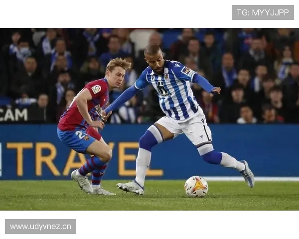 西超杯焦点战皇家社会对阵巴萨精彩回放关键进球与战术复盘