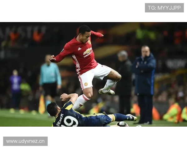 重返巅峰时刻1998年世界杯大罗的荣耀与传奇之路巴西锋线王者风采